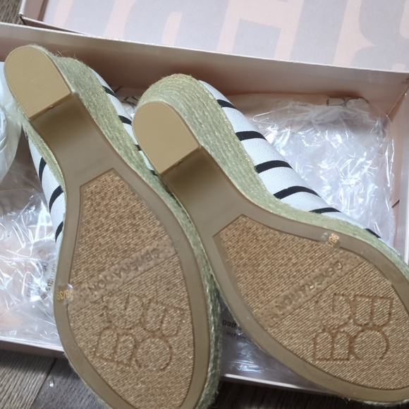 BCBGeneration Striped Espadrilles, 9 New - Picture 3 of 6